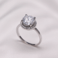 Arvana Classy Halo ring